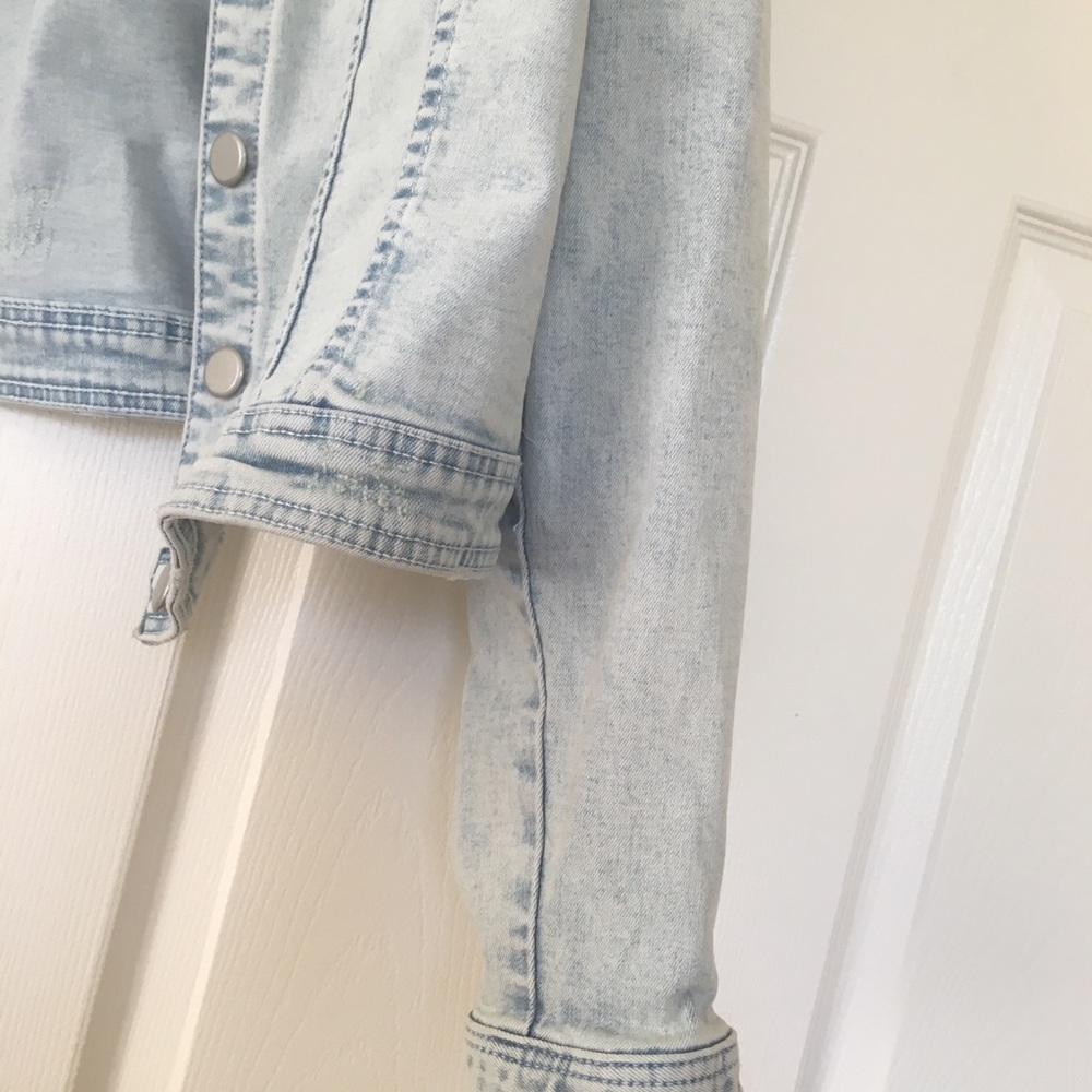 Jean jacket - Picture 6 of 6